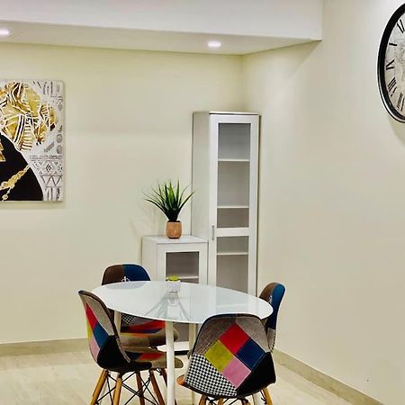 Noor 2 Bedroom Apartment For Beautiful Holiday Muscat Exterior foto
