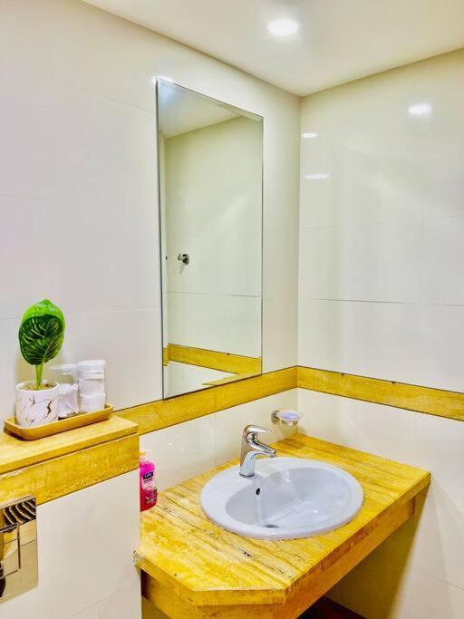 Noor 2 Bedroom Apartment For Beautiful Holiday Muscat Exterior foto