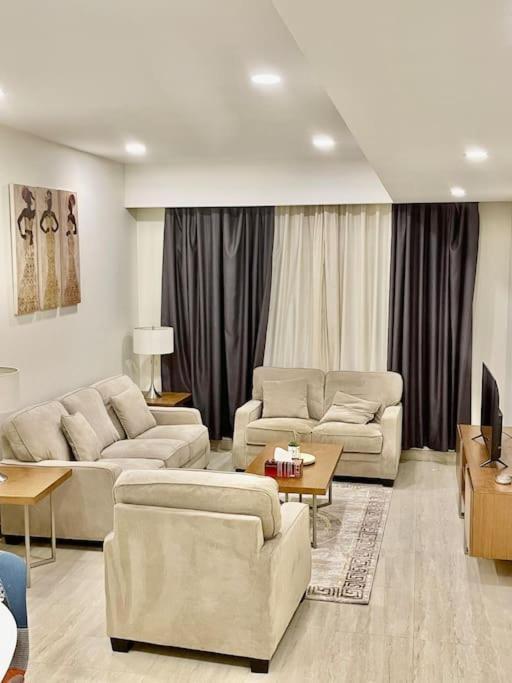 Noor 2 Bedroom Apartment For Beautiful Holiday Muscat Exterior foto